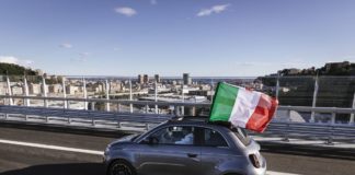 Nuova Fiat 500 ha percorso il nuovo ponte Genova San Giorgio