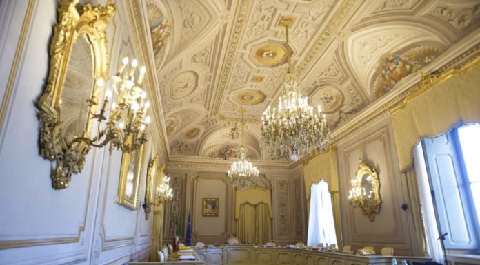 Referendum, la Consulta boccia i ricorsi, via libera all’Election Day