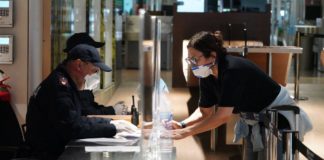 Coronavirus, Solinas “Sui test agli arrivi i fatti ci danno ragione”