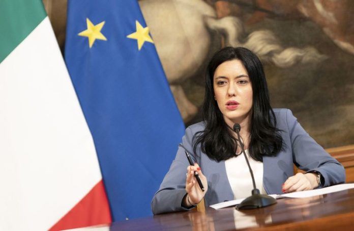 LUCIA AZZOLINA, MINISTRO ISTRUZIONE