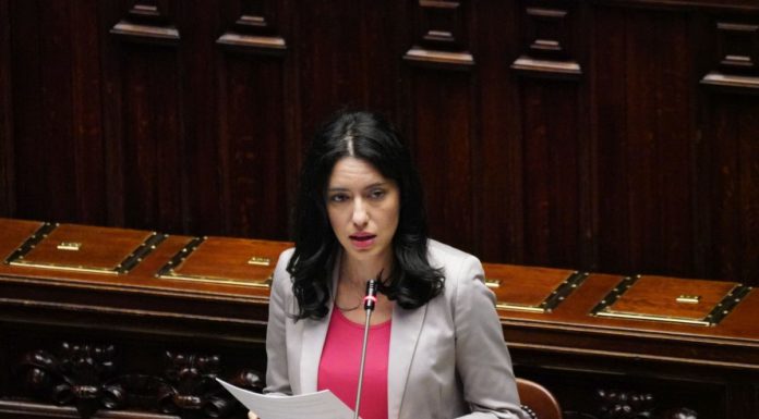 Azzolina “Obiettivo non solo riaprire scuole, ma non farle richiudere”