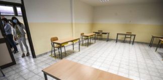 Dal 7/1 riapertura delle scuole superiori al 50%