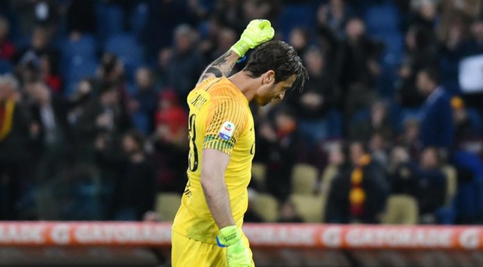 Il Covid spaventa la Serie A, positivi Mirante e 3 giocatori Cagliari