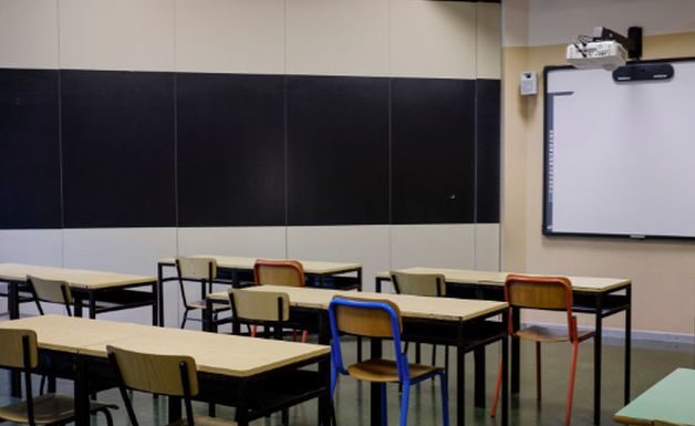 Ricciardi “Se aumentano contagi a rischio scuola ed elezioni”