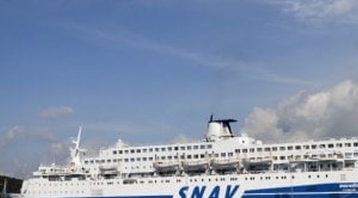 Immigrazione, sindaca di Augusta vieta sbarco nave quarantena Aurelia