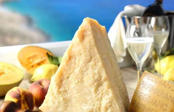 Caseifici Aperti, alla scoperta dei segreti del Parmigiano Reggiano