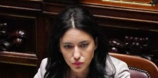 Azzolina “In atto tentativo di screditare personale scolastico”