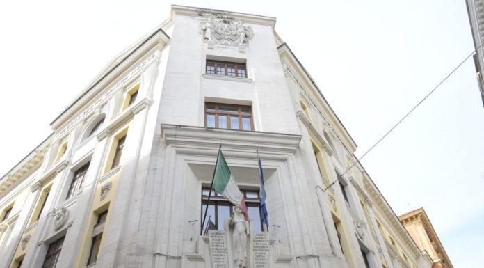 Pil -12,8% nel secondo trimestre, mai così in calo dal 1995