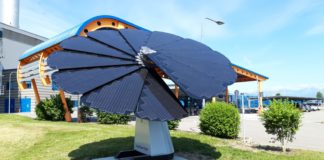 Iren lancia a Torino il fotovoltaico-girasole “smartflower”