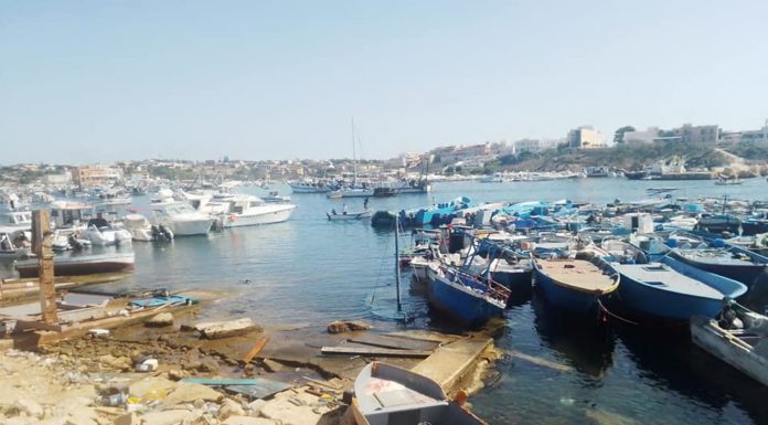 Lampedusa, interviene l’Ue “Rispettare le leggi sull’asilo”