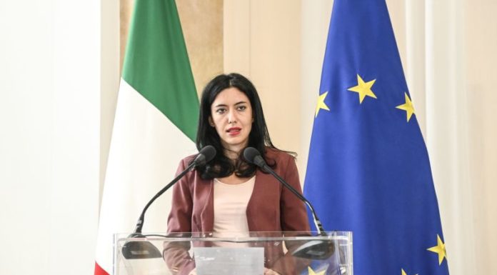 Scuola, Azzolina al personale “Sarà un anno duro ma fatto gran lavoro”