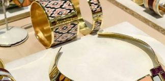 I giovani scelgono i bijoux per originalità e colore