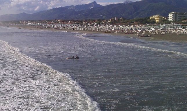 I contagi fanno tremare il turismo in Versilia, Marchetti “Paura non è progetto”