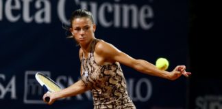 Giorgi avanti agli Us Open, bene Djokovic e Osaka
