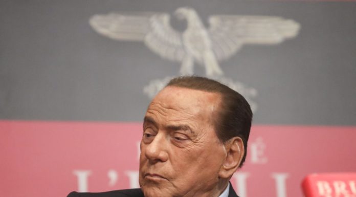 Coronavirus, Berlusconi ricoverato al San Raffaele per accertamenti