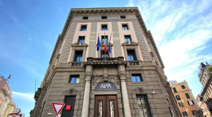 Coronavirus, Aifa “anticipare la vaccinazione antinfluenzale”