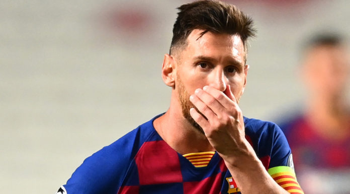 Messi fa marcia indietro “Volevo andare via ma resterò al Barcellona”