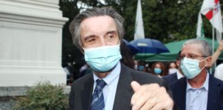 Bocciata la mozione di sfiducia contro Fontana