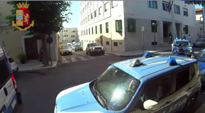 Violenza sessuale su due turiste minorenni nel Materano, 4 arresti