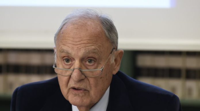 Il presidente della Consob Savona positivo al covid