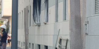 Esplosione in un condominio a Milano, salgono a 8 i feriti