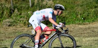 Pogacar vince la 15^ tappa del Tour ma Roglic è sempre più in giallo