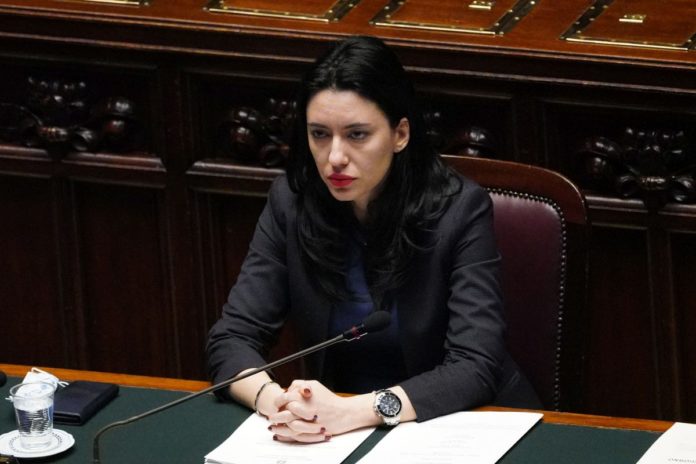 LUCIA AZZOLINA MINISTRA ISTRUZIONE