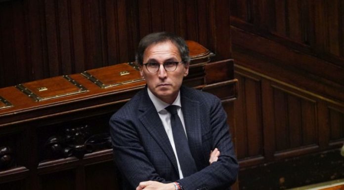 Covid, Boccia “Sarà un autunno duro, possibili chiusure mirate”