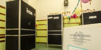 Referendum, alle 12 affluenza 12,25%