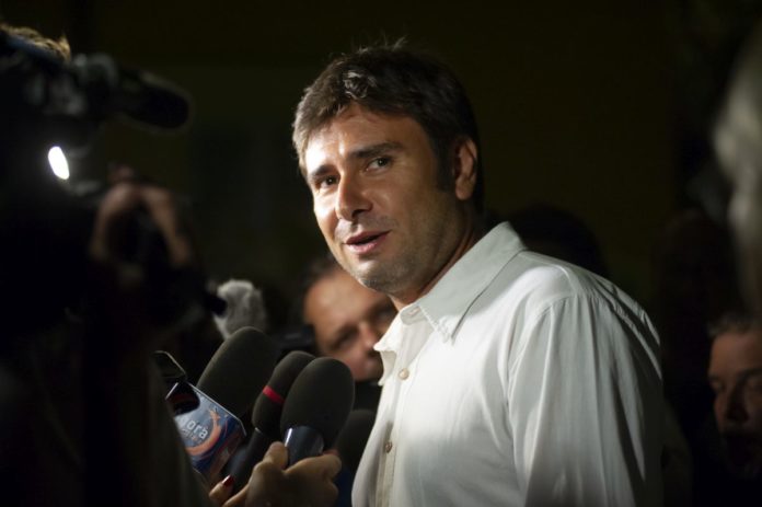 ALESSANDRO DI BATTISTA POLITICO