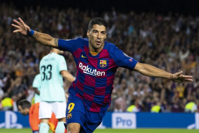 Sport Bilder des Tages (191003) -- BARCELONA, Oct. 3, 2019 -- FC Barcelona, Barca s Luis Suarez celebrates his second go