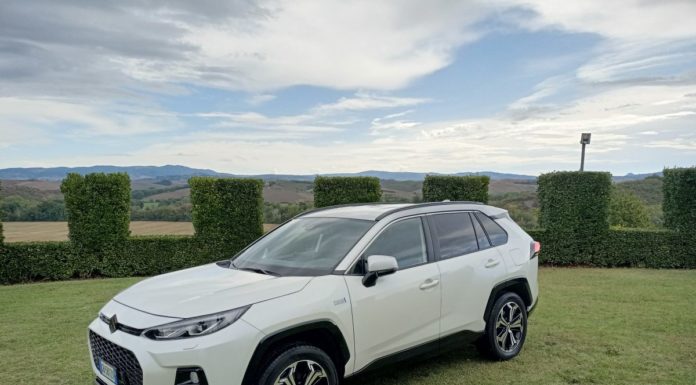 Suzuki Across Plug-In, elettrica sempre, ibrida quando serve