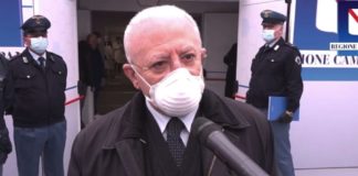 Covid, in Campania obbligatoria la mascherina all’aperto