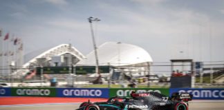 Bottas vince in Russia su Verstappen e Hamilton