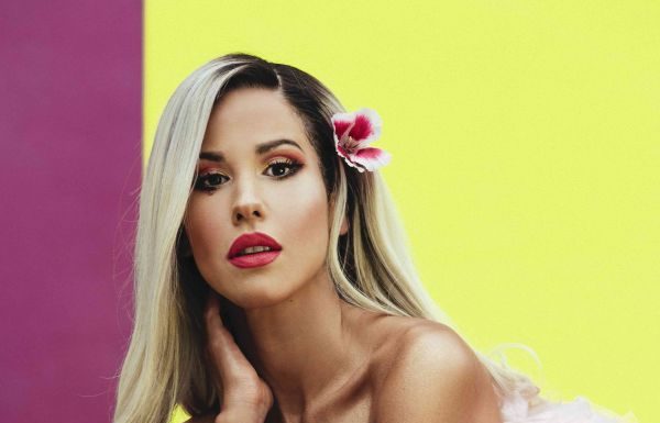 Baby K, doppio platino per “Non mi basta più”