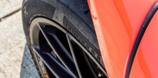 Pneumatici Pirelli equipaggiano la nuova supercar McLaren 765LT