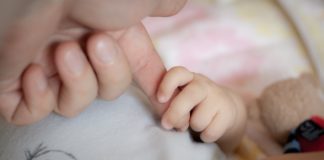 Blangiardo (Istat) “Con il Covid nascite ai nuovi minimi”