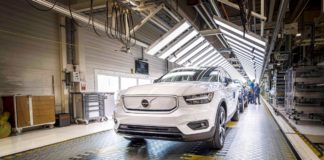 Volvo avvia produzione XC40 Recharge a trazione solo elettrica