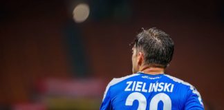 Zielinski e un collaboratore positivi al Covid nel Napoli