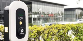 Groupe PSA dota tutte le sue sedi di stazioni di ricarica