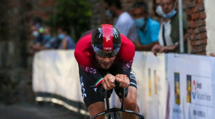 Ganna domina la crono di Palermo, sua la prima maglia rosa al Giro