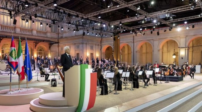 Coronavirus, Mattarella “preoccupati per aumento contagi”