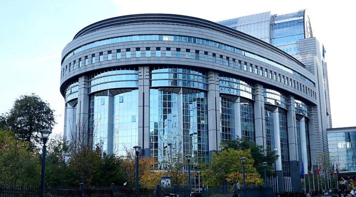 Legge Ue sul clima, Parlamento alza l’obiettivo del taglio emissioni