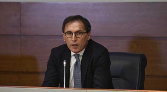 Coronavirus, Boccia “Protezione e difesa della vita prima di tutto”