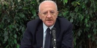 In Campania scuole chiuse fino al 30 ottobre e stop a feste