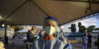 Piemonte aspetta test rapidi per scuole, ma no a chiusure