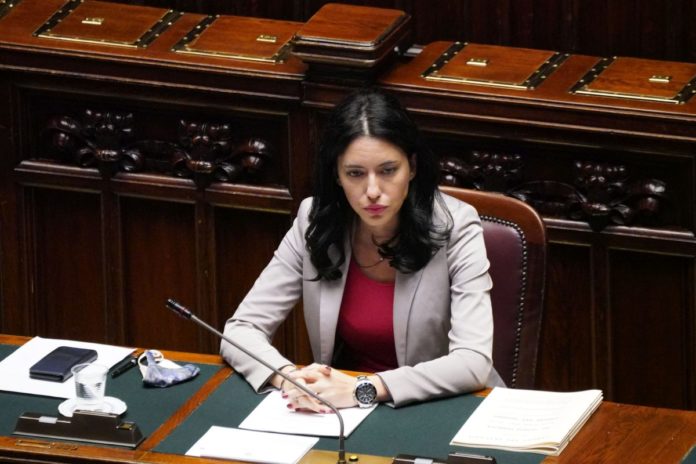 LUCIA AZZOLINA MINISTRO DELL'ISTRUZIONE