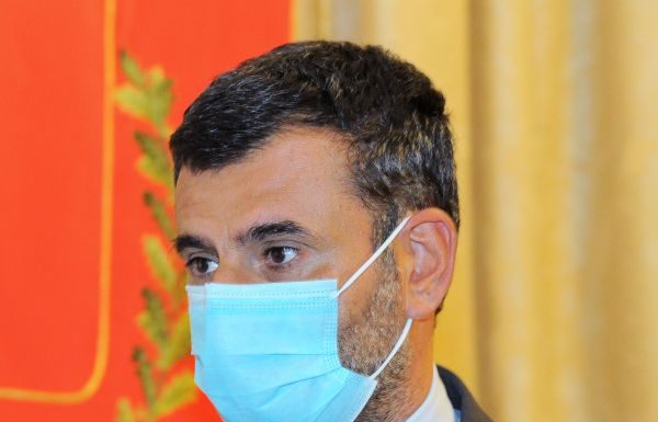 Decaro “Norma su chiusura aree è scorrettezza istituzionale”