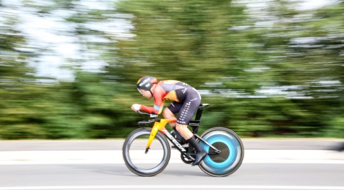 Tratnik vince per distacco a San Daniele del Friuli, Almeida rosa