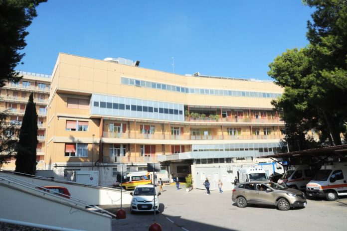 OSPEDALE DI VENERE RIANIMAZIONE CHIUSA PER COVID 19
